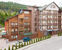 Array Skilandhouse (Буковель)